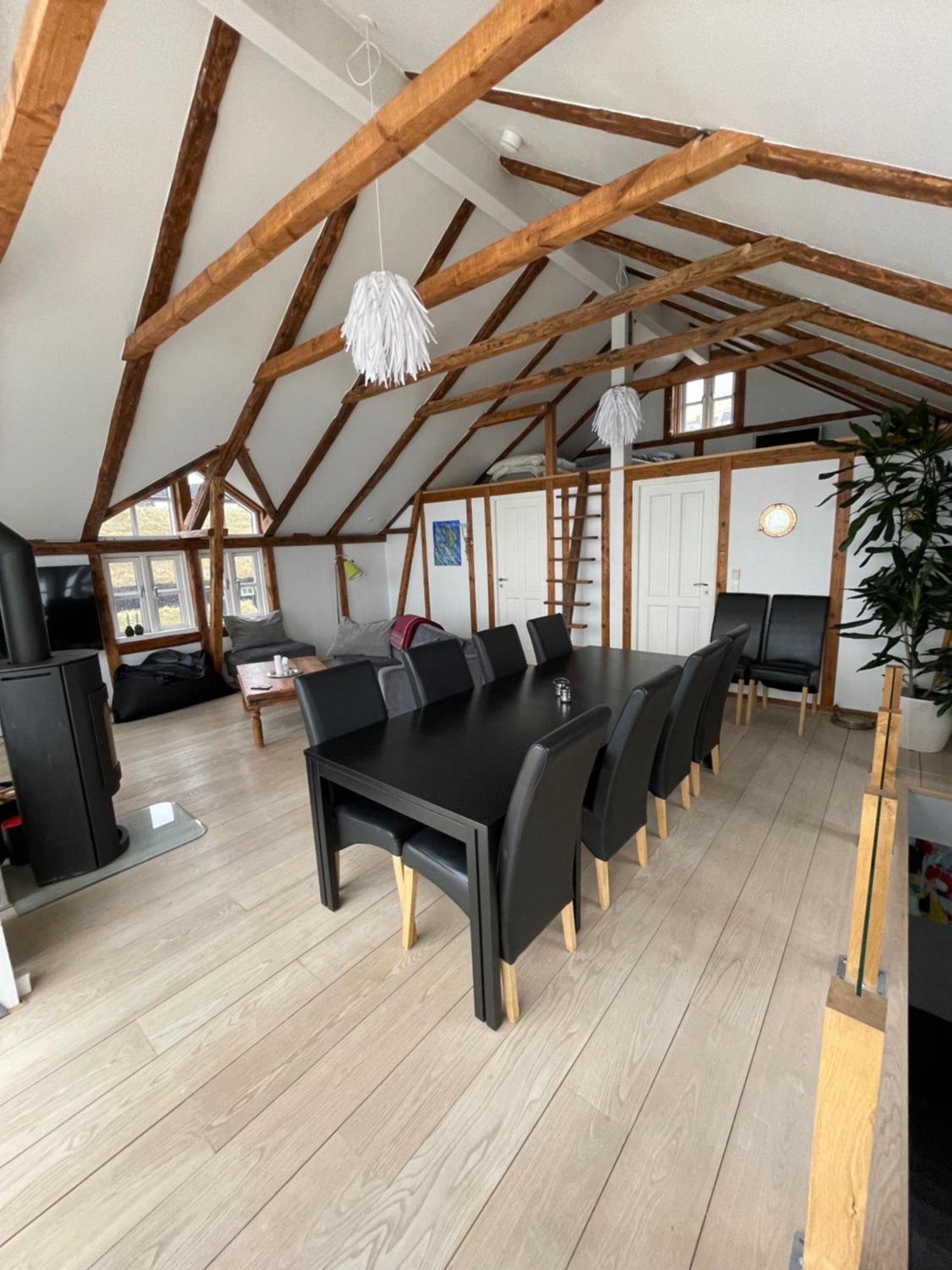 Torhus Villa Mithvagur Bagian luar foto