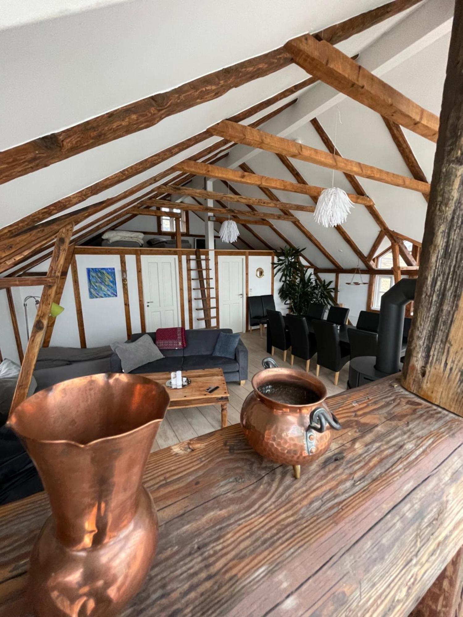 Torhus Villa Mithvagur Bagian luar foto